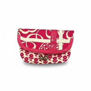 Vera Bradley Elegant Pink and Cream Clutch nwt